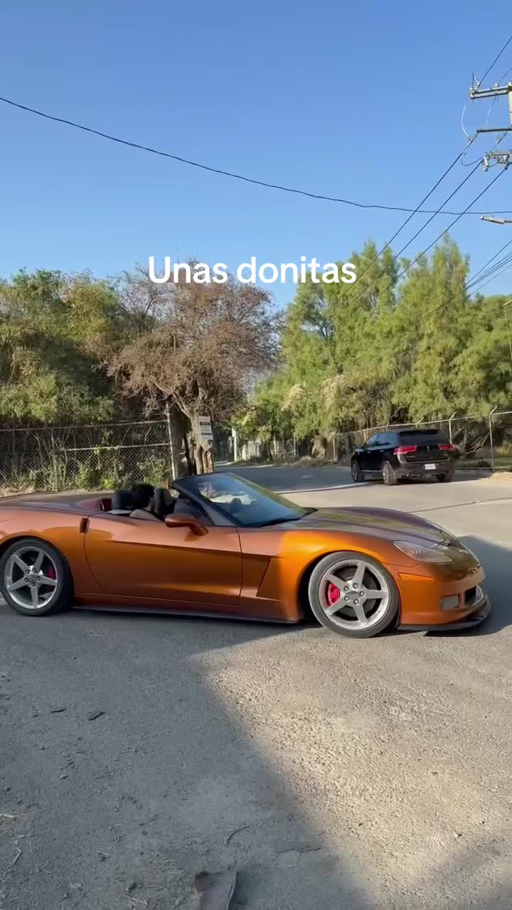 @deluxeaguilar