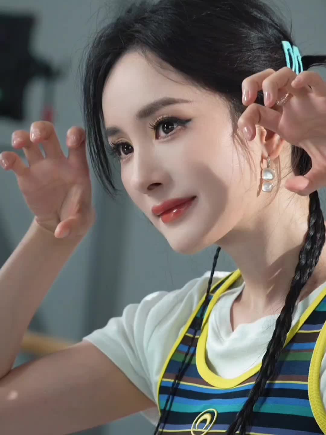 @yeyeye