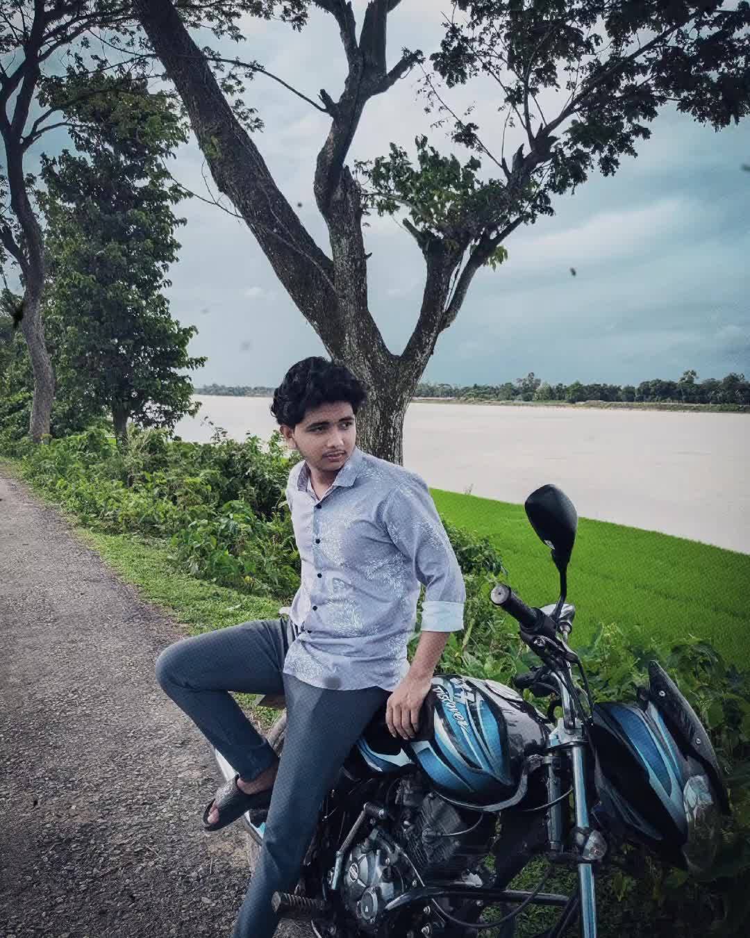 @🇧🇩𒆜ᛠ𝒂ᥒĩм𒆜🇶🇦