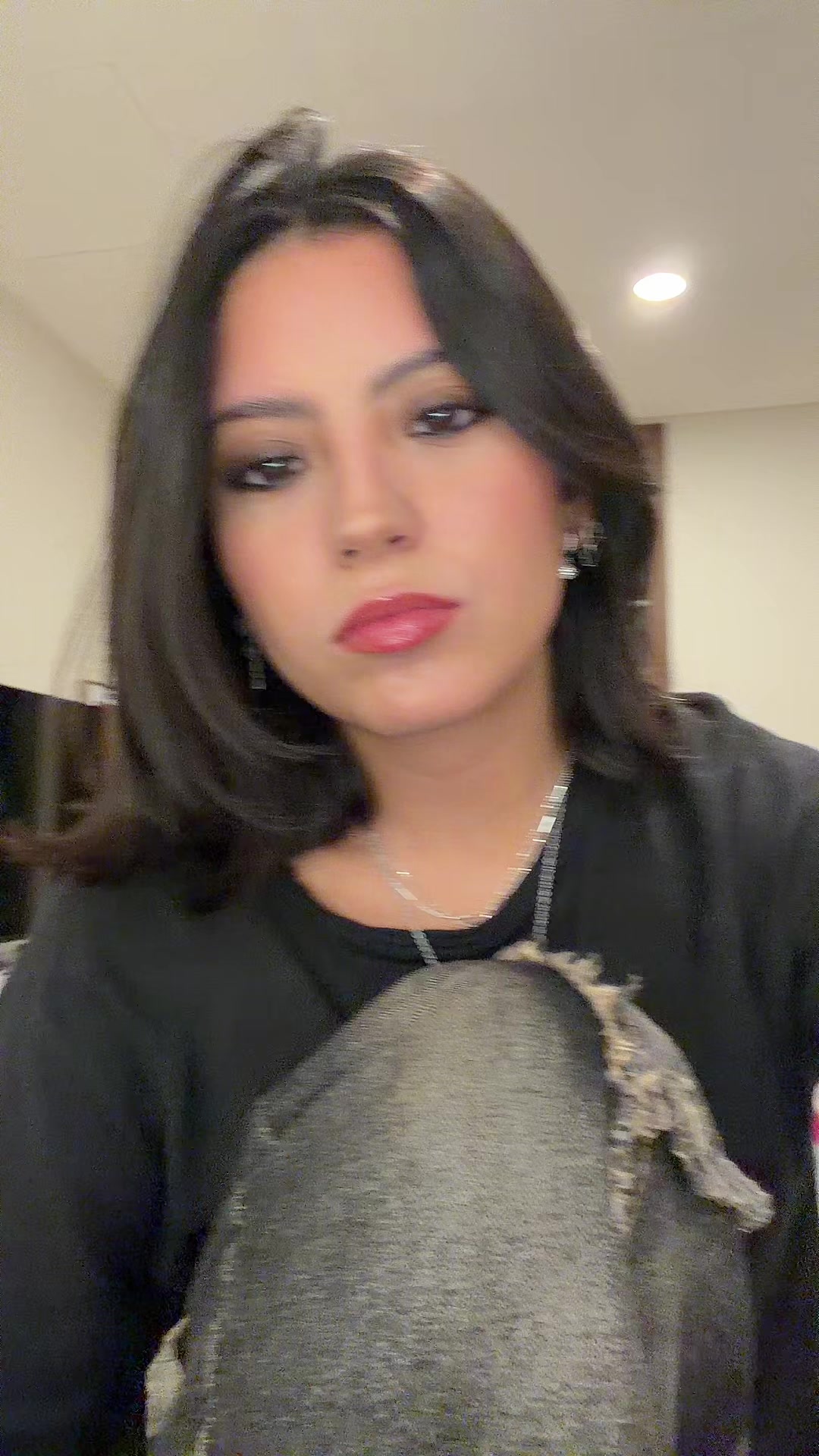 @loveehotmoms_