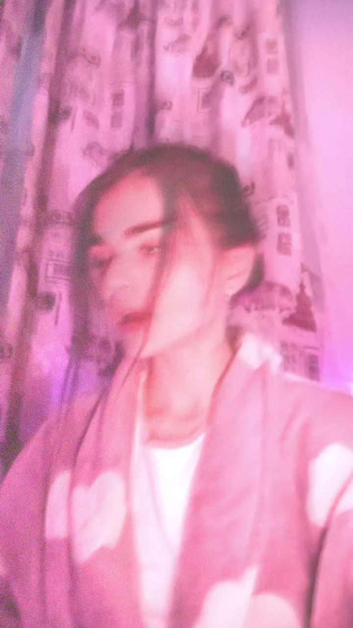 @Оле4ка_)