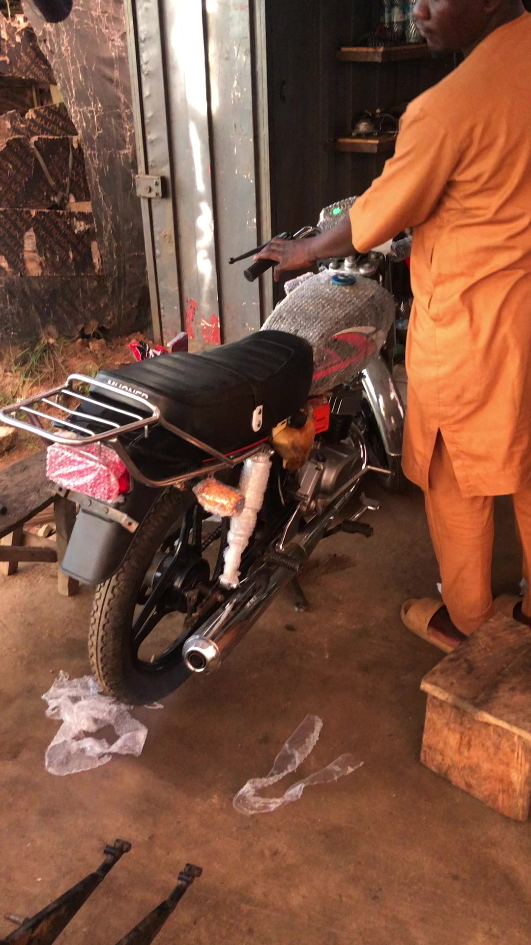 @DJ BUJE MX king of ax100🏍️🛵