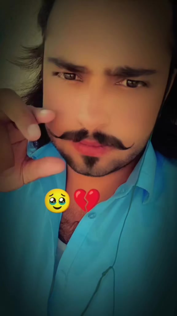 @Ayaz MaSooD YaŕBasĥ✌️