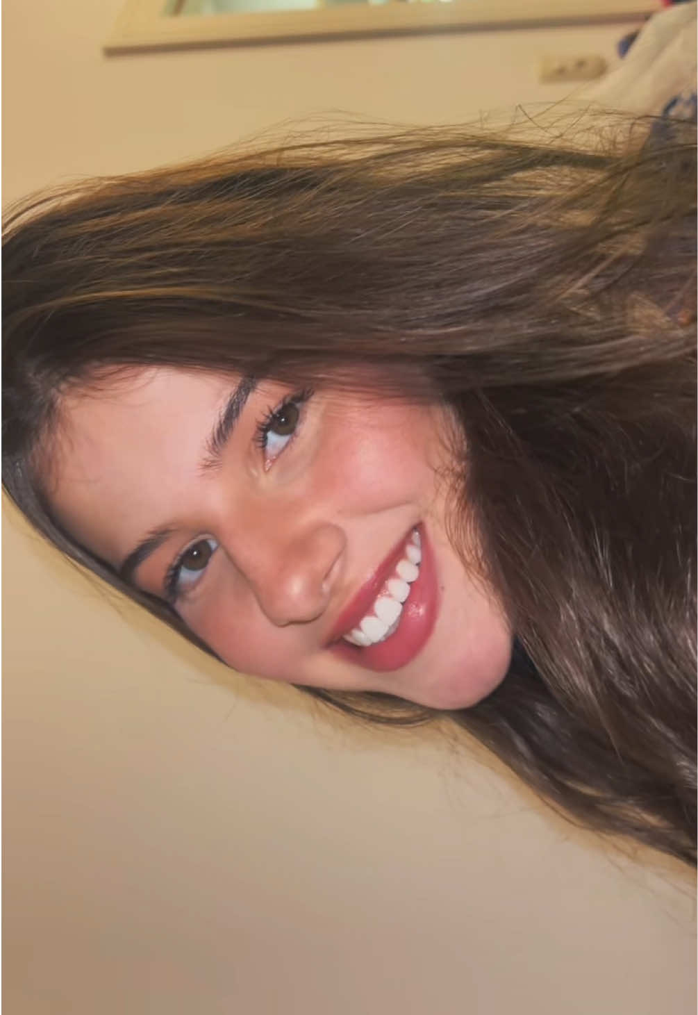@LARACOSTAAB_