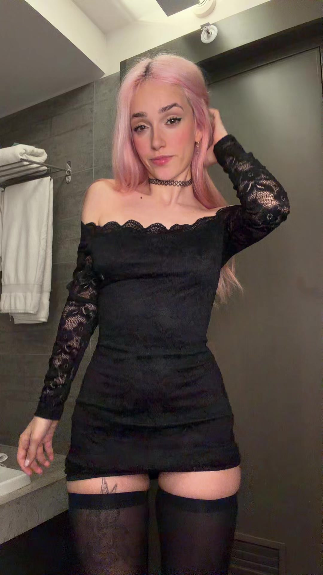 @𝐦𝐢𝐚 𝐮𝐰𝐮