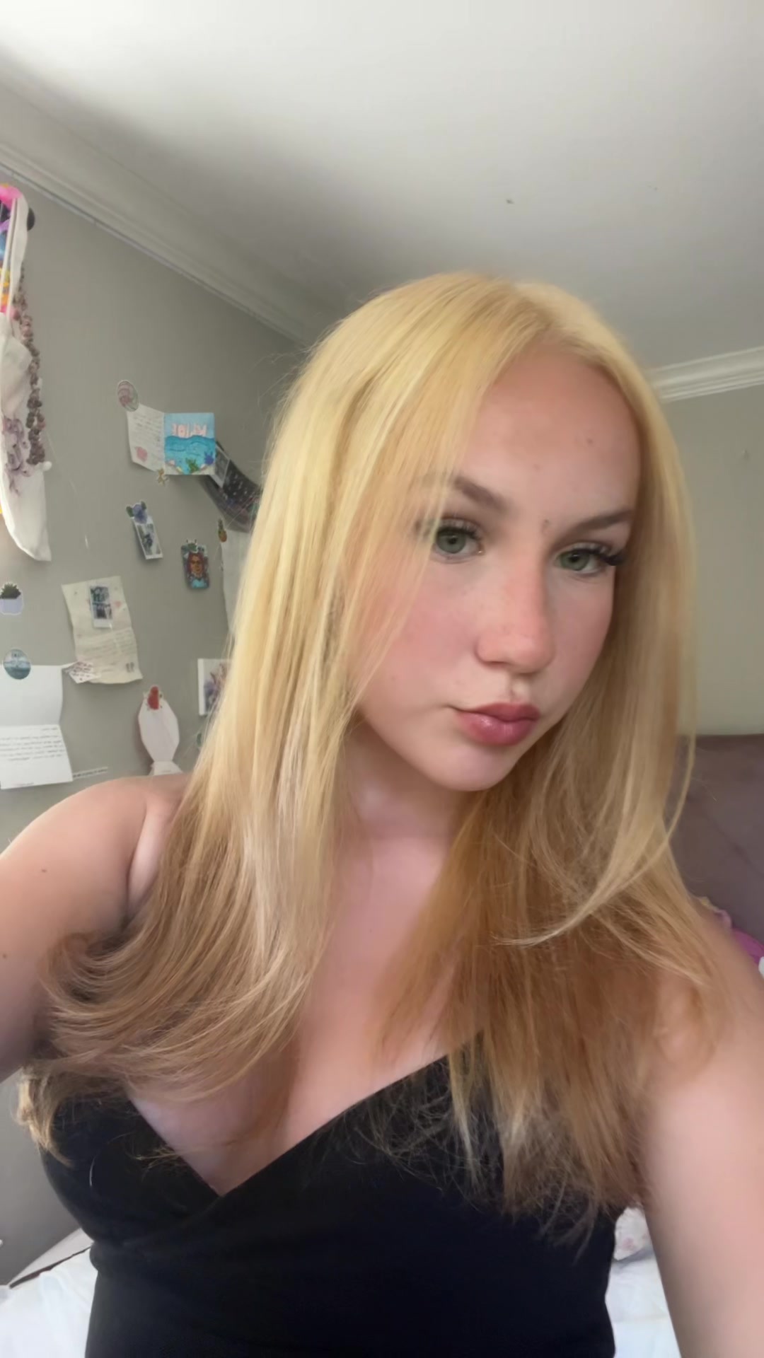 @veronika
