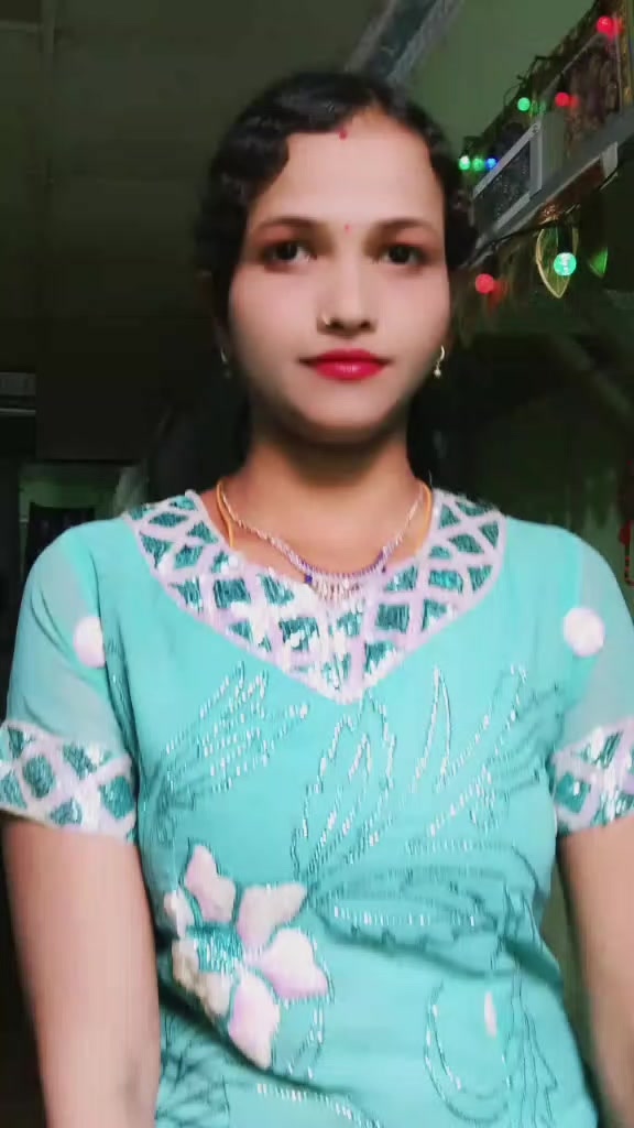 @&pound;,,A၊ T&bull;&pound;