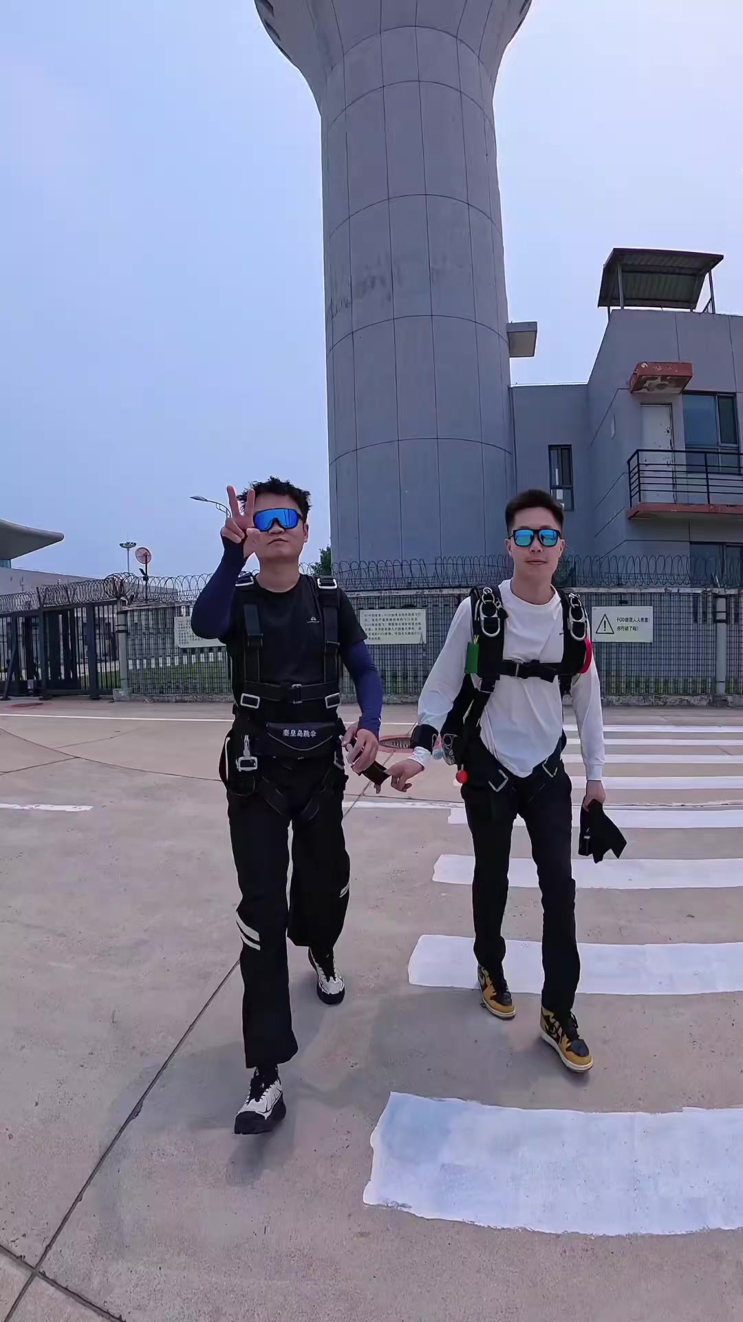 @onlyfanskydiving