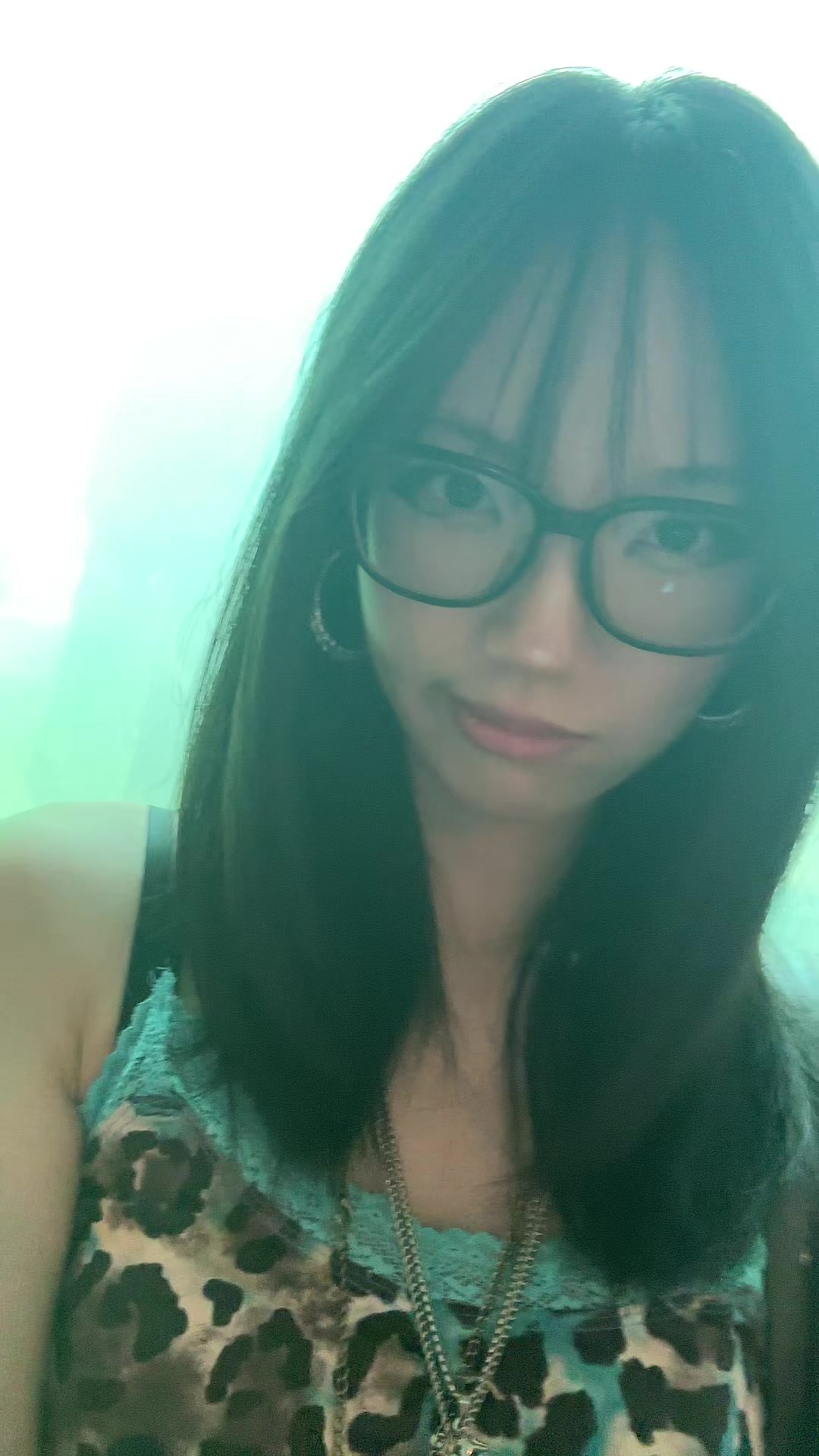 @julieee