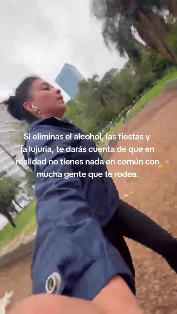 @malenajaraa