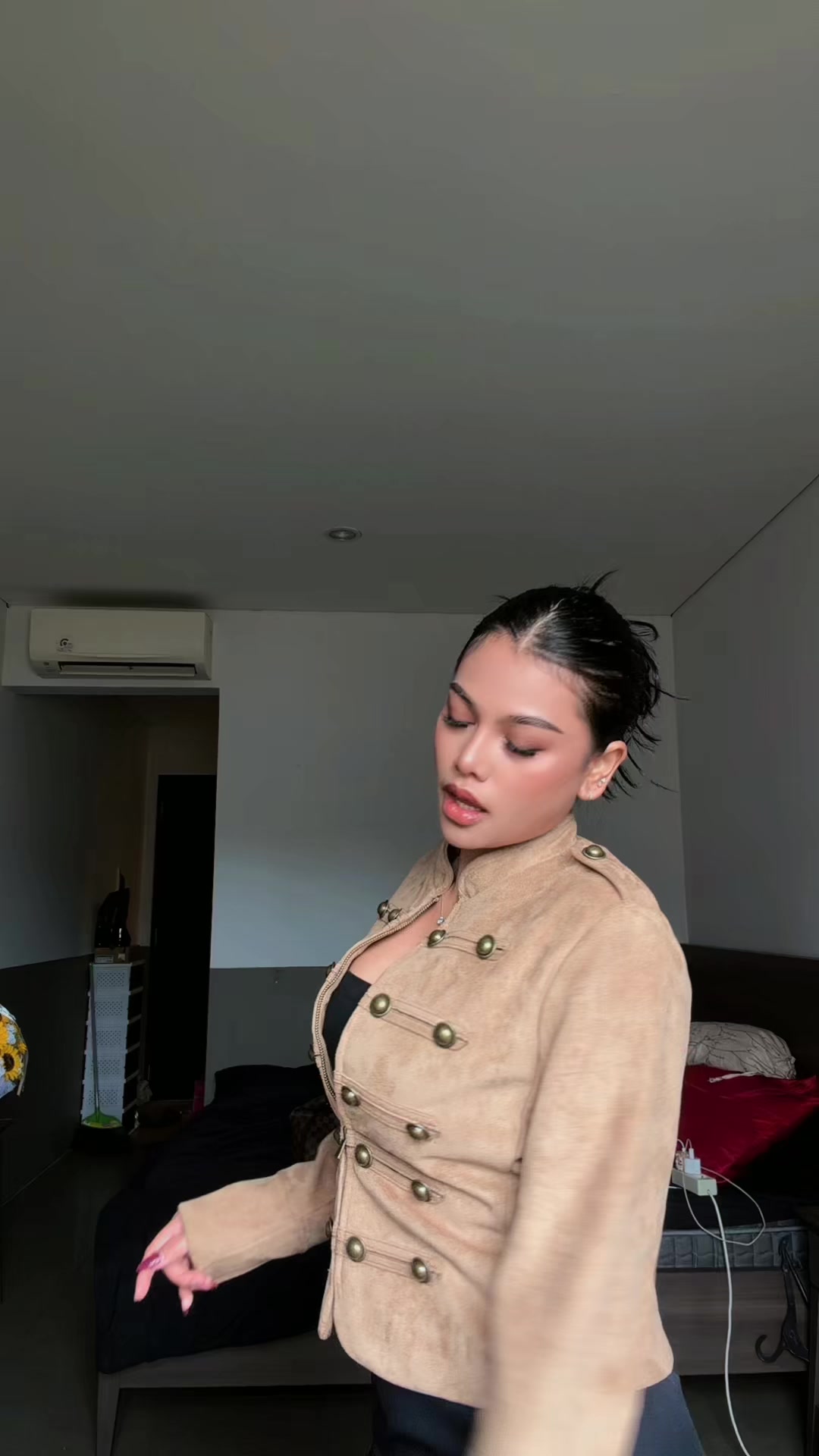 @Kikinii