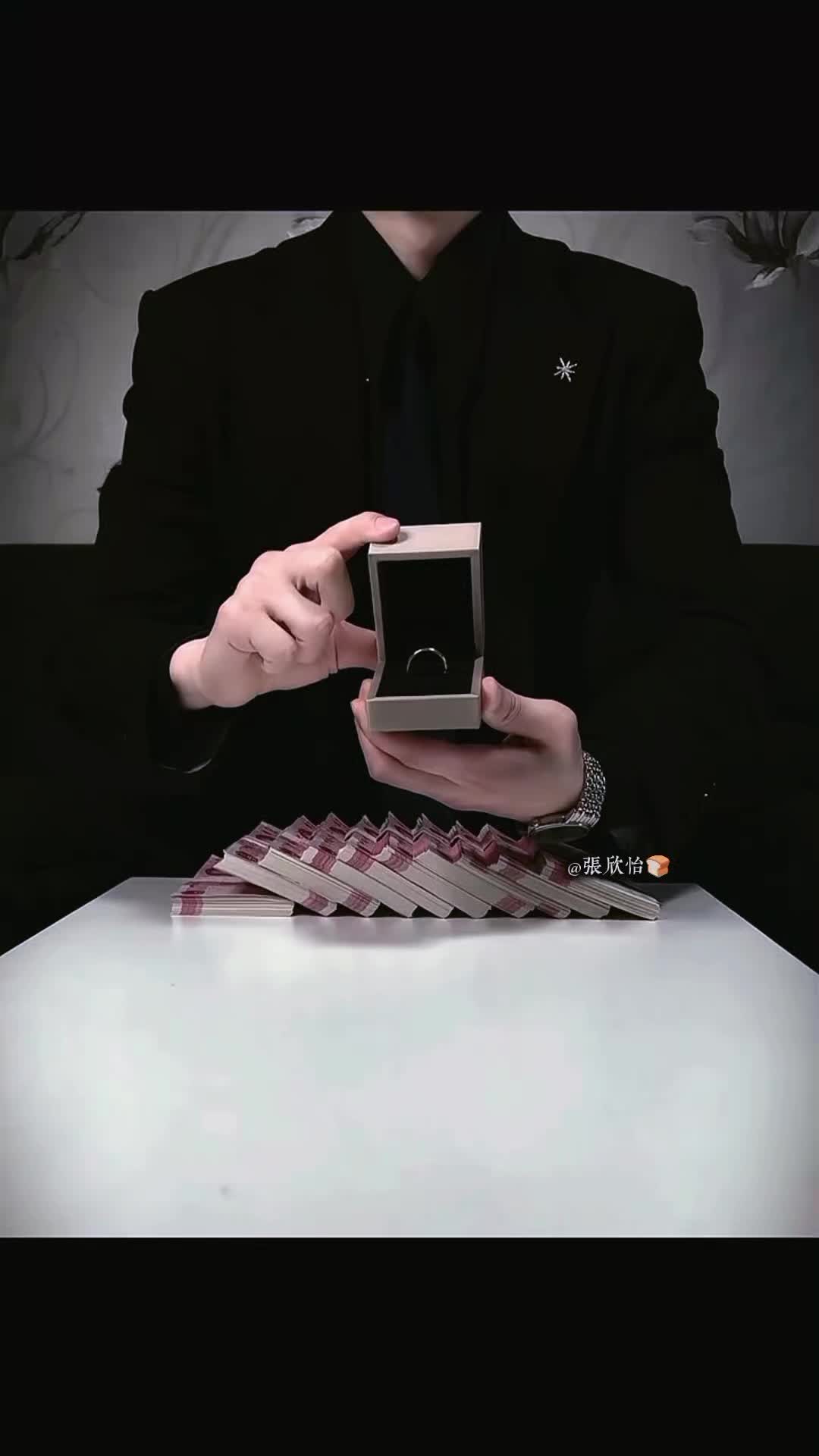 @Zhang Xinyi张欣怡🍞