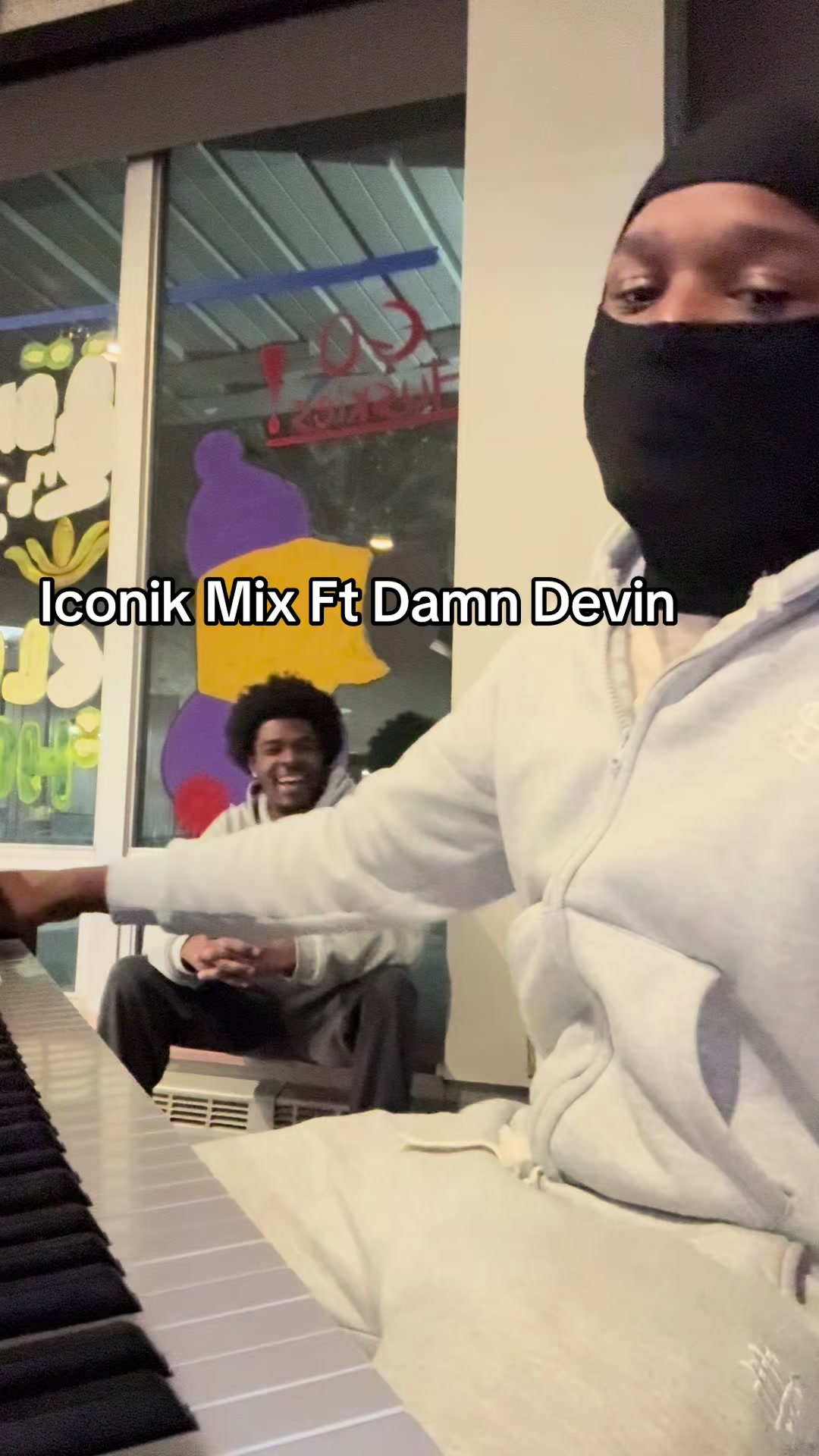 @Iconik 🎹