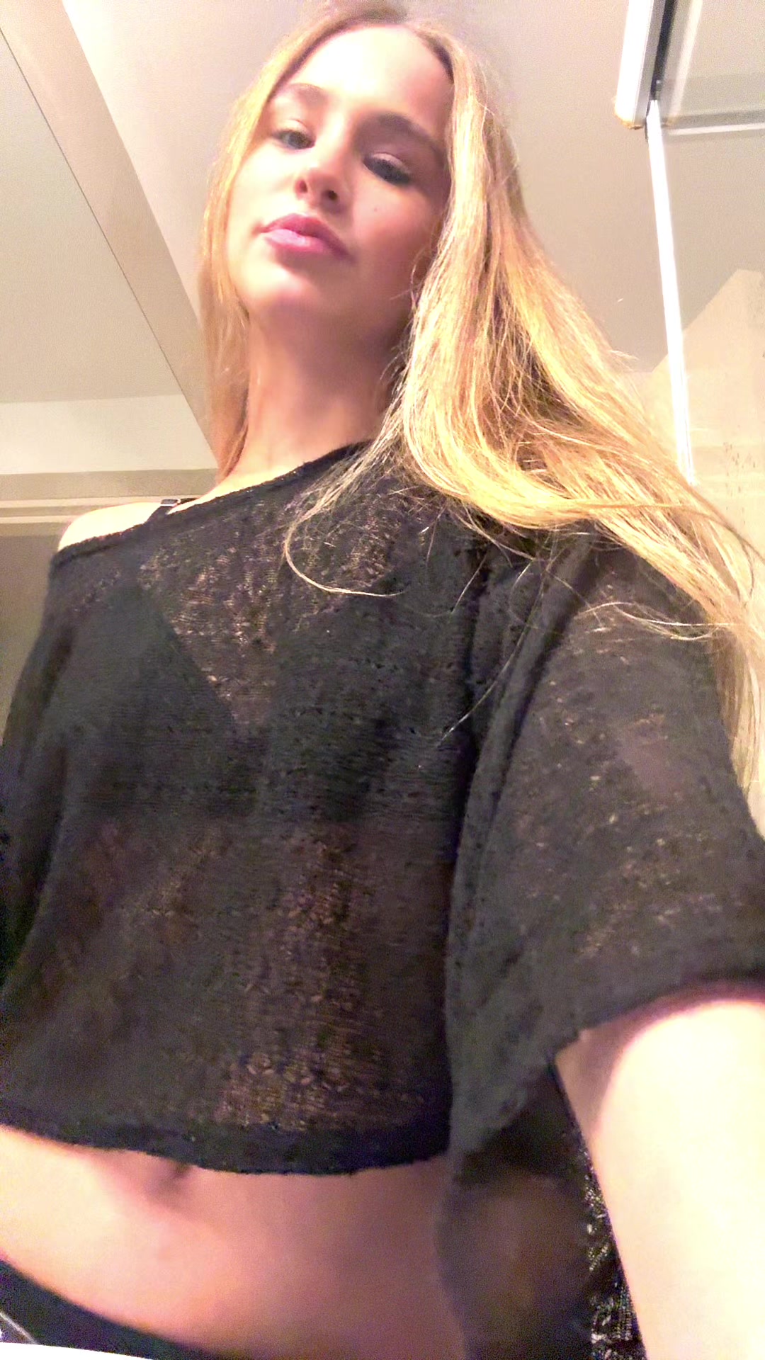 @lolaafrizzaa✰