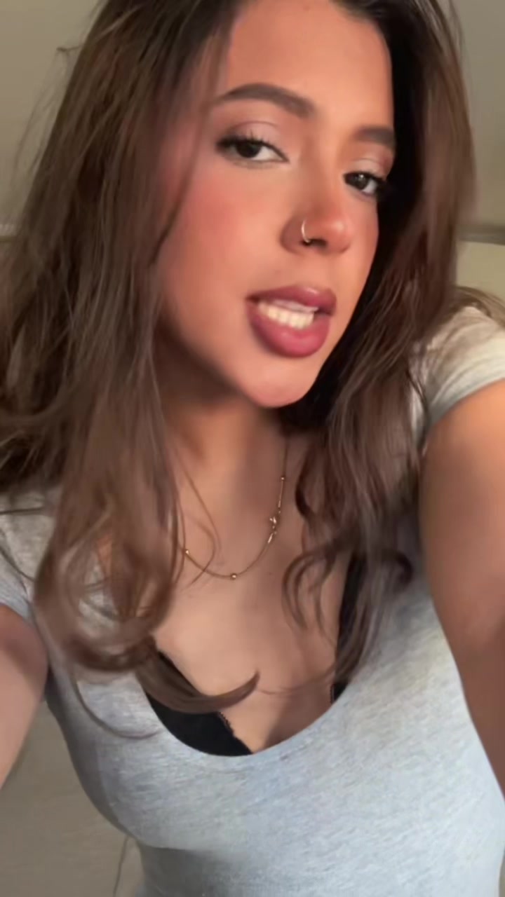 @Carla15