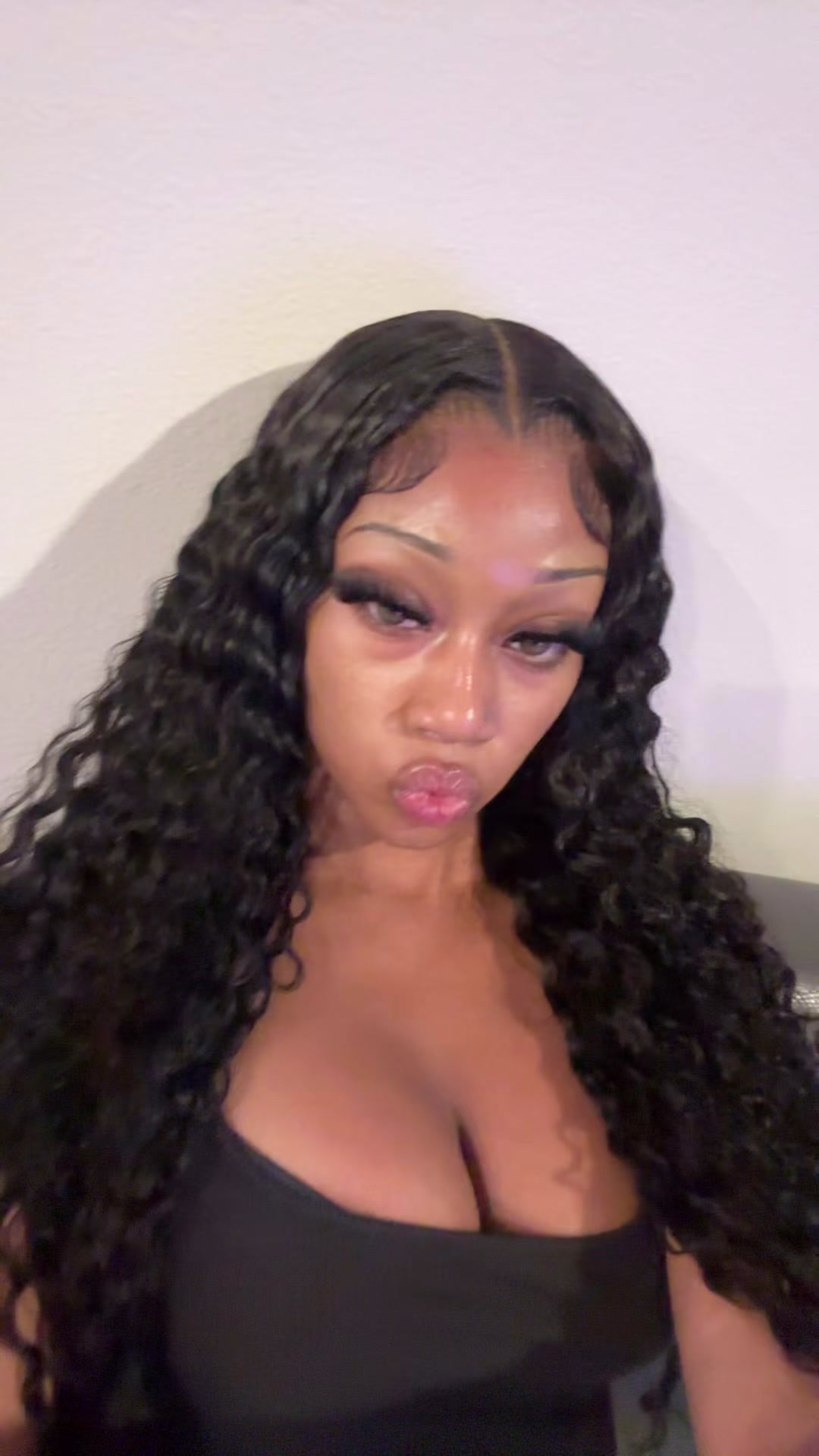 @mouthfullofninii