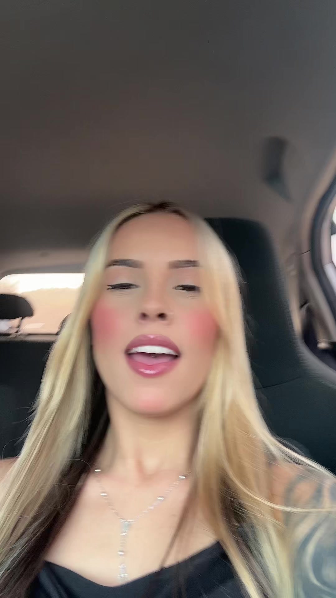 @carolscarpati18