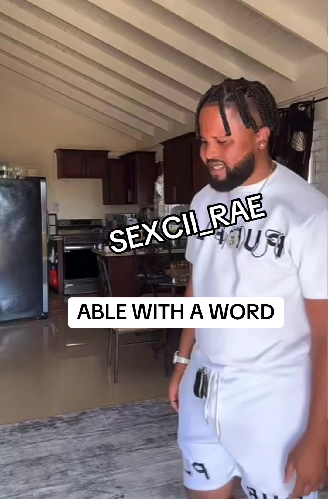 @SEXCII_RAE_NUH_TRUST_NOBODY