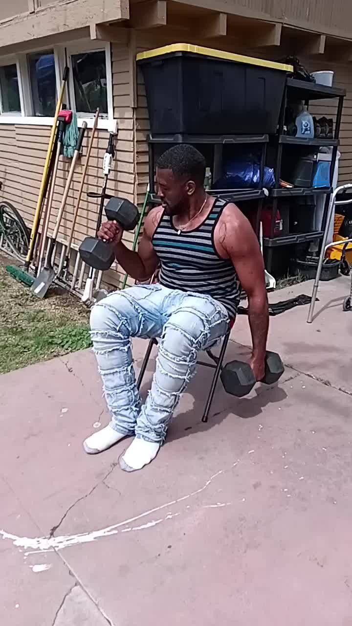 @cliftonw$