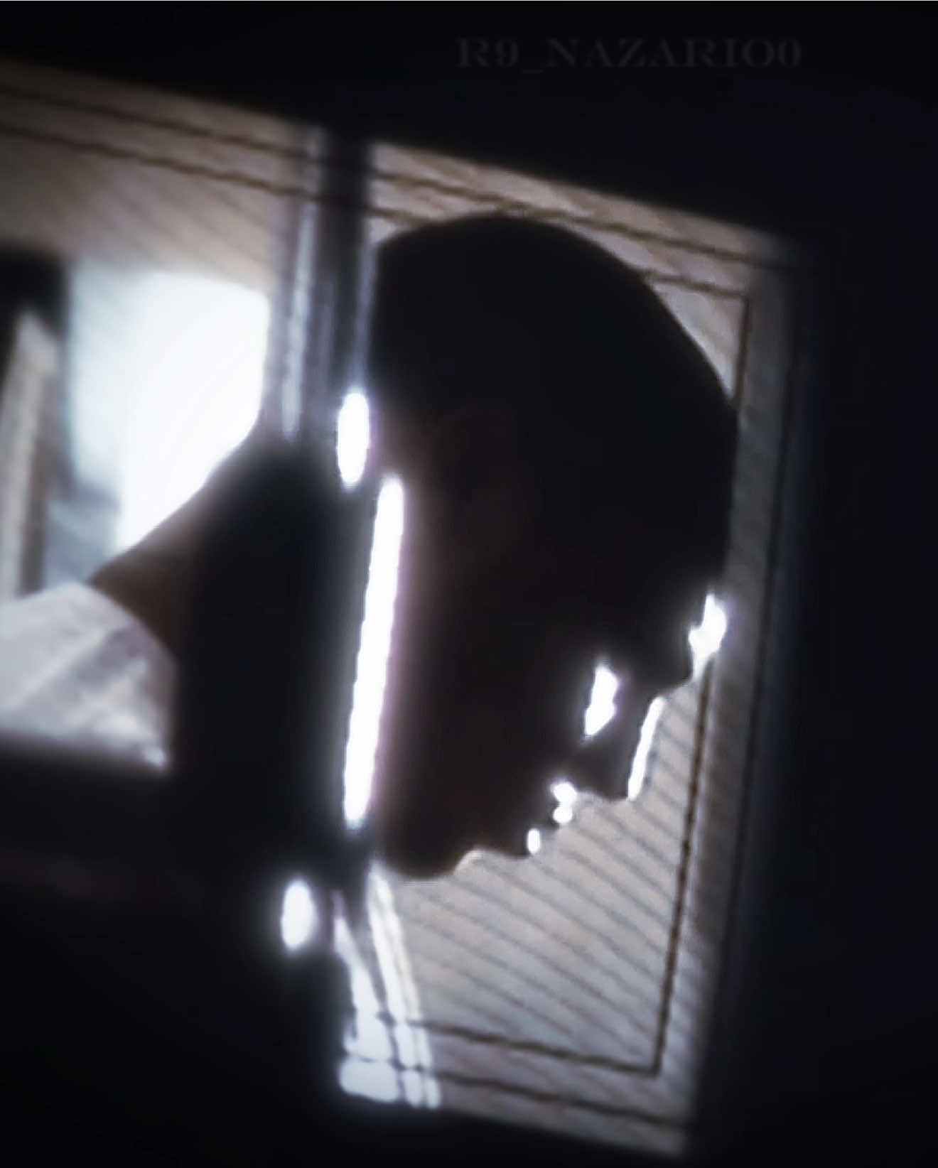 @𝐑𝟗