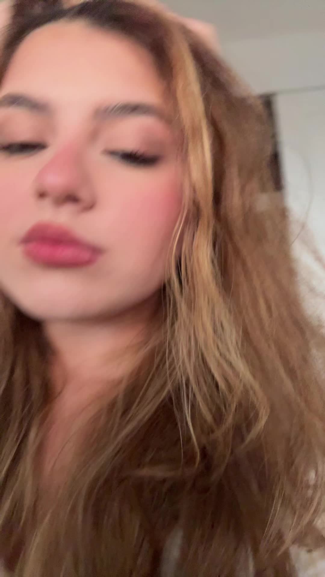 @Valen
