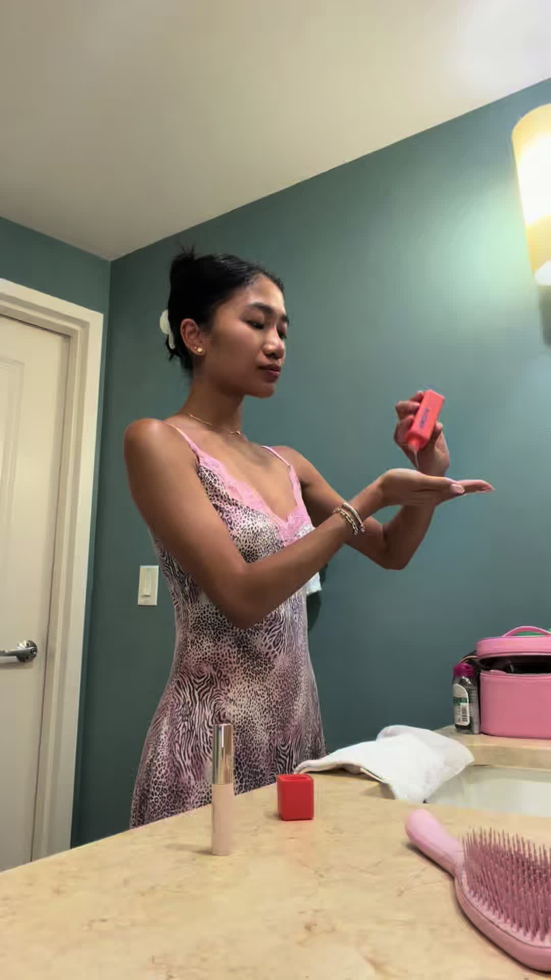 @theashleygreenlee