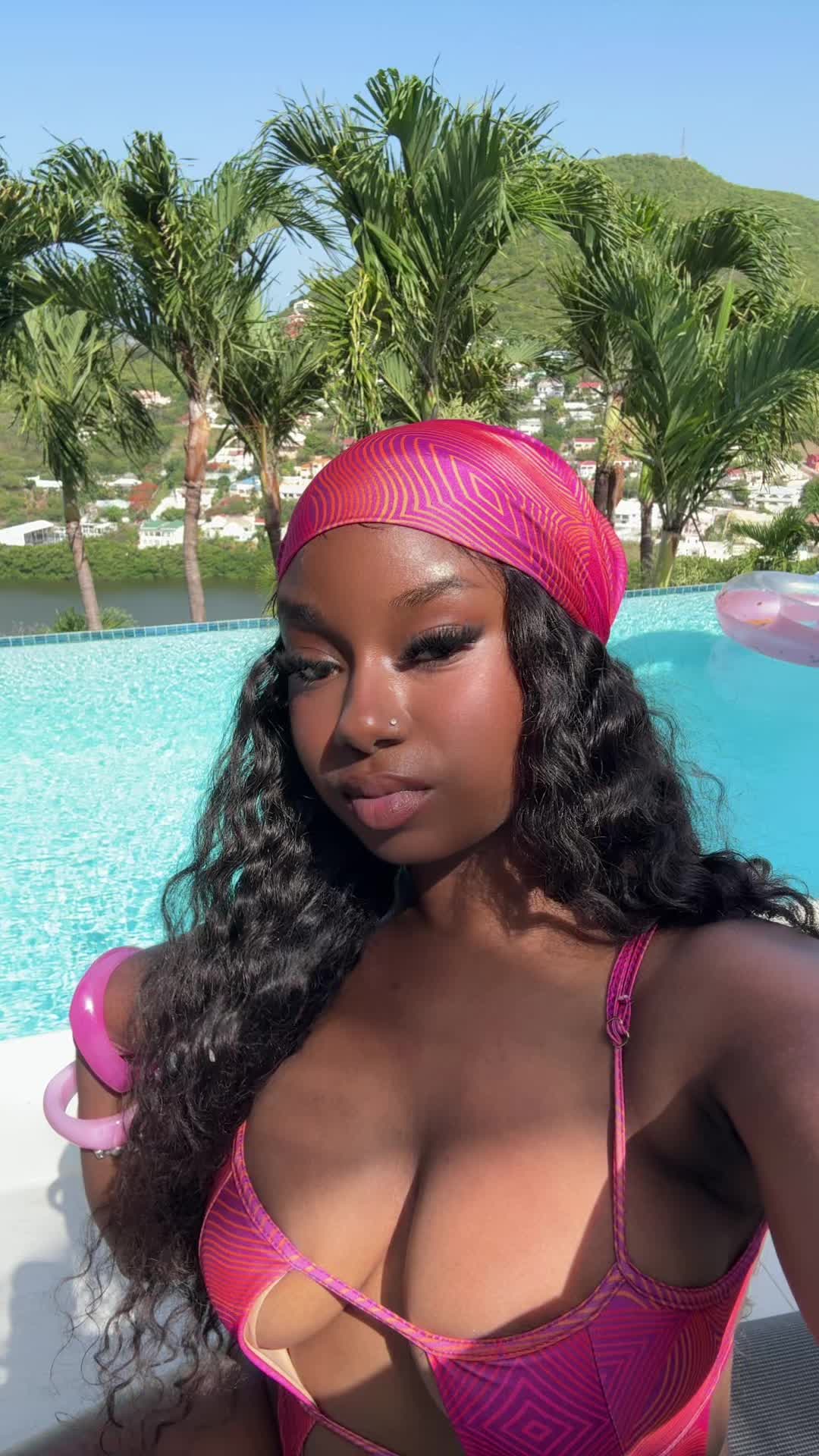 @DessMarie🦋