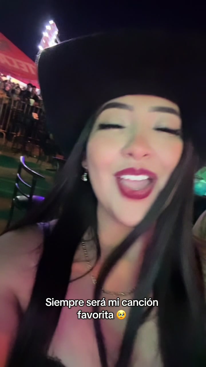 @Daniela Moreno💕