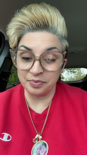 @EyeCandiXoX