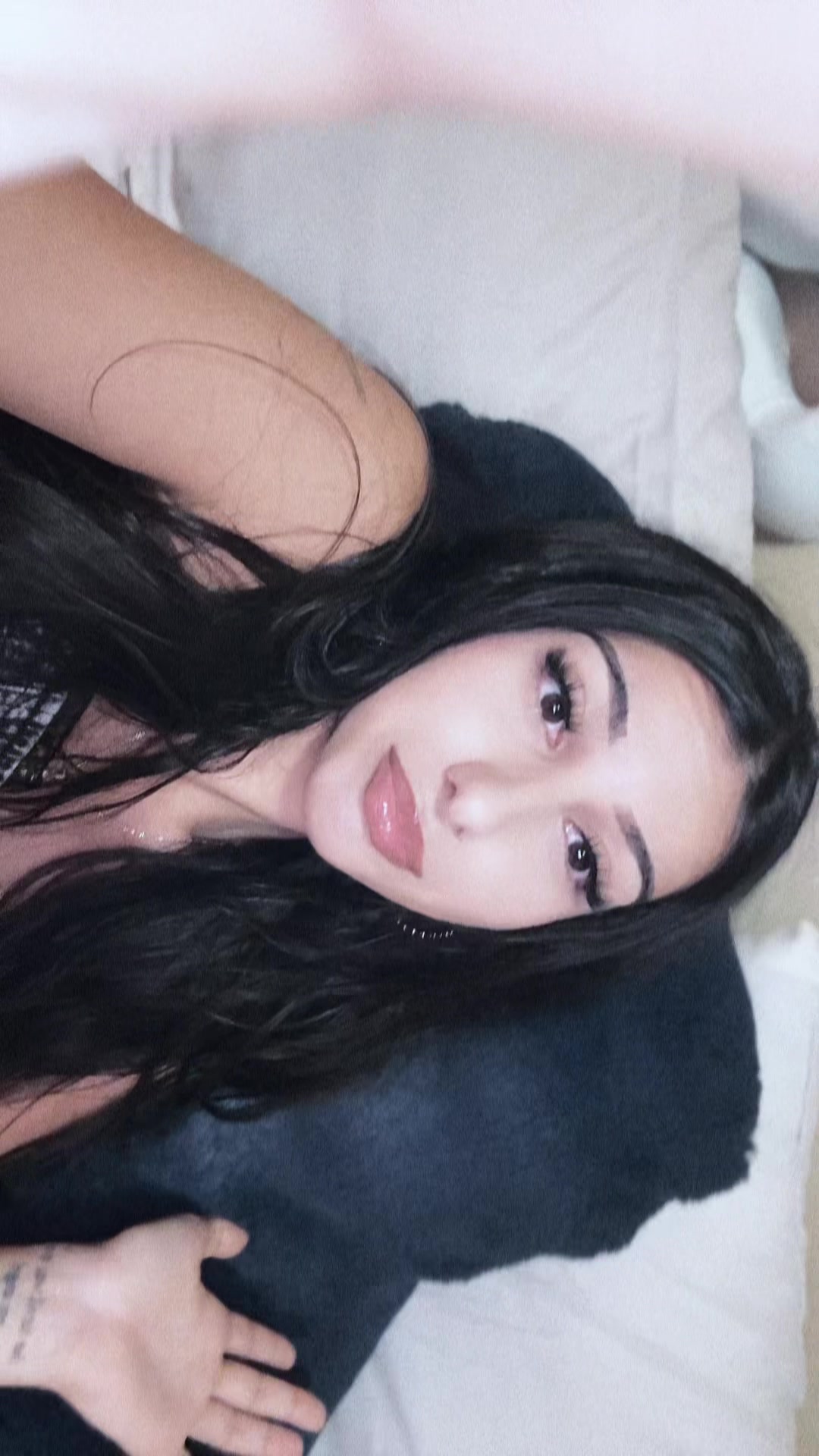 @nadia 🇮🇳🇷🇴