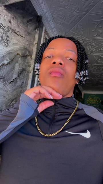 @Nikka la Lekompo