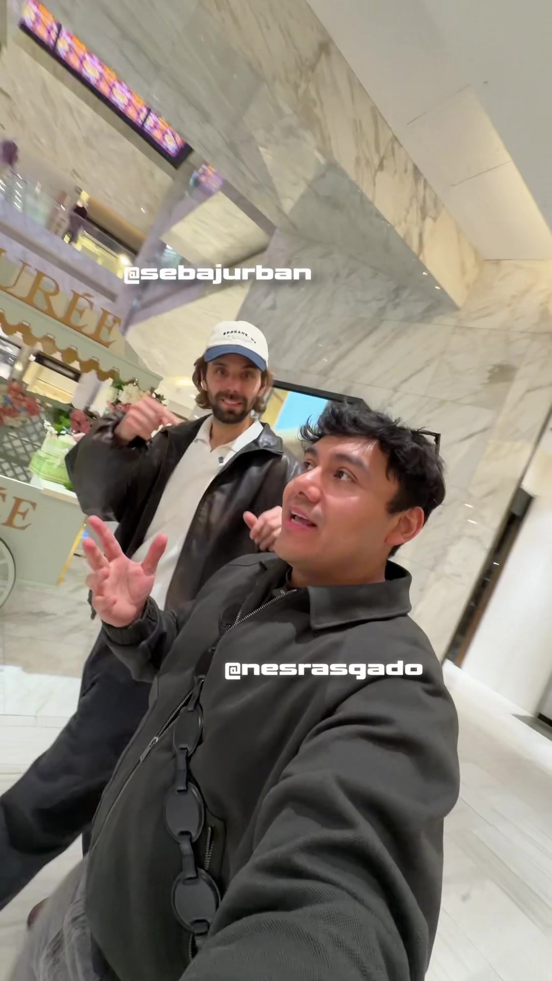 @Nés Rasgado