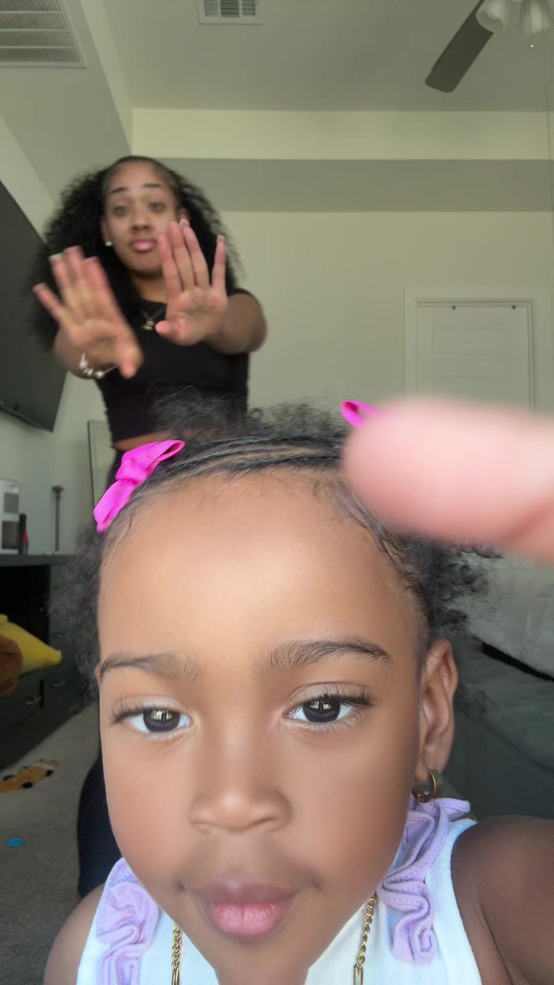 @Briii