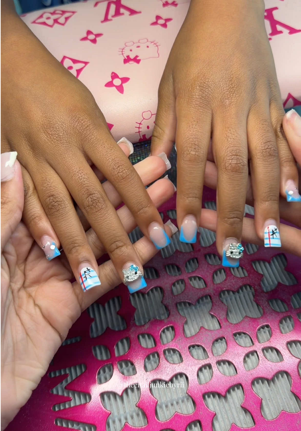 @Rihanna | KCMO Nail Artist