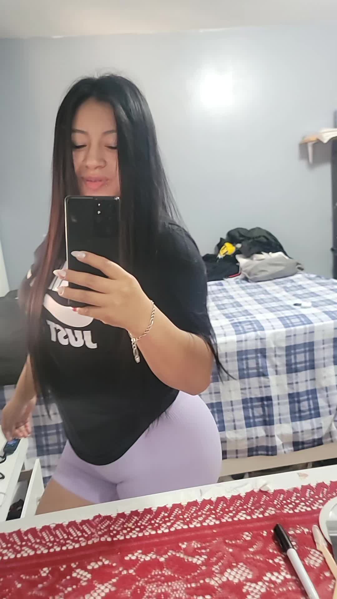 @𝓛𝓲𝓵𝔂🌸