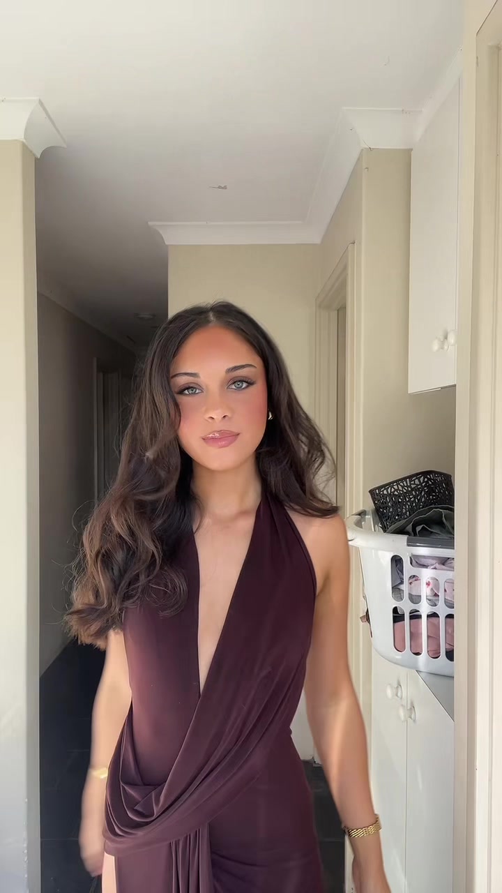 @GirlsWhoGoon