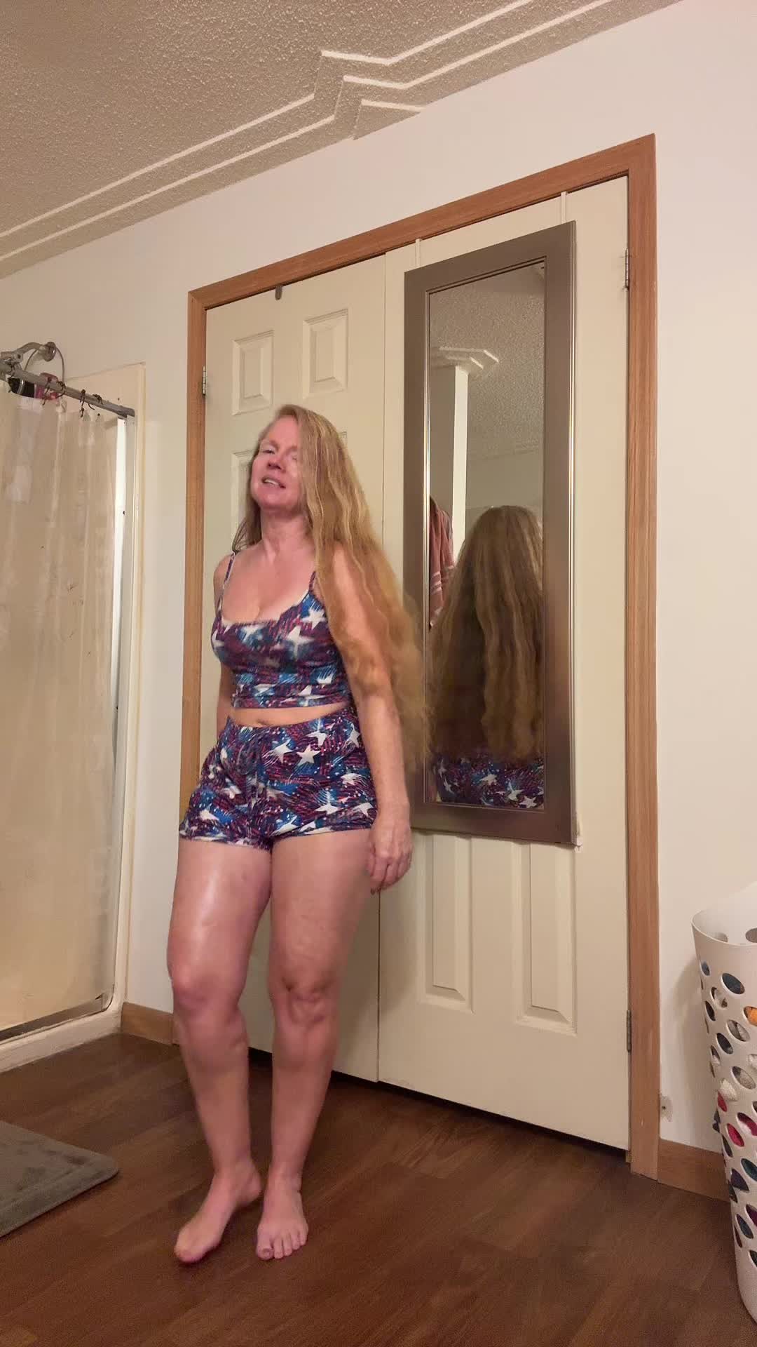 @Gg