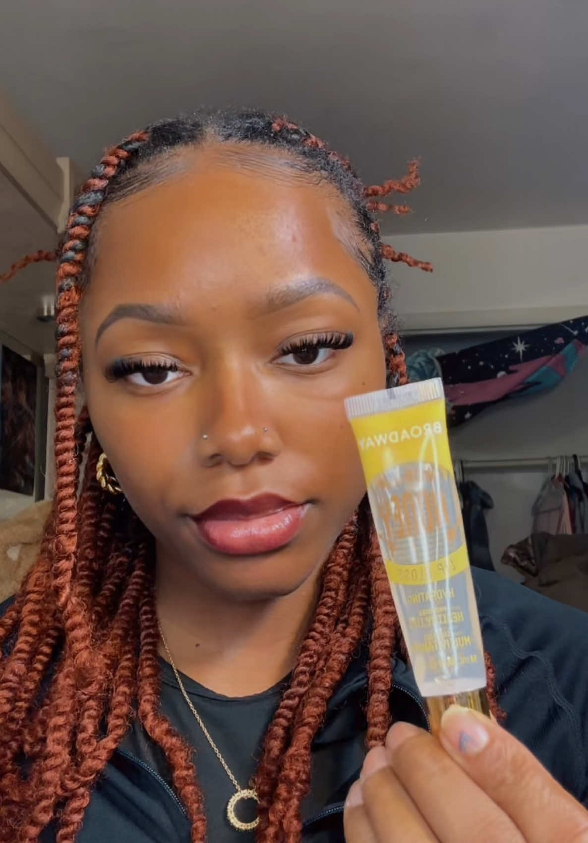 @talithashanelle