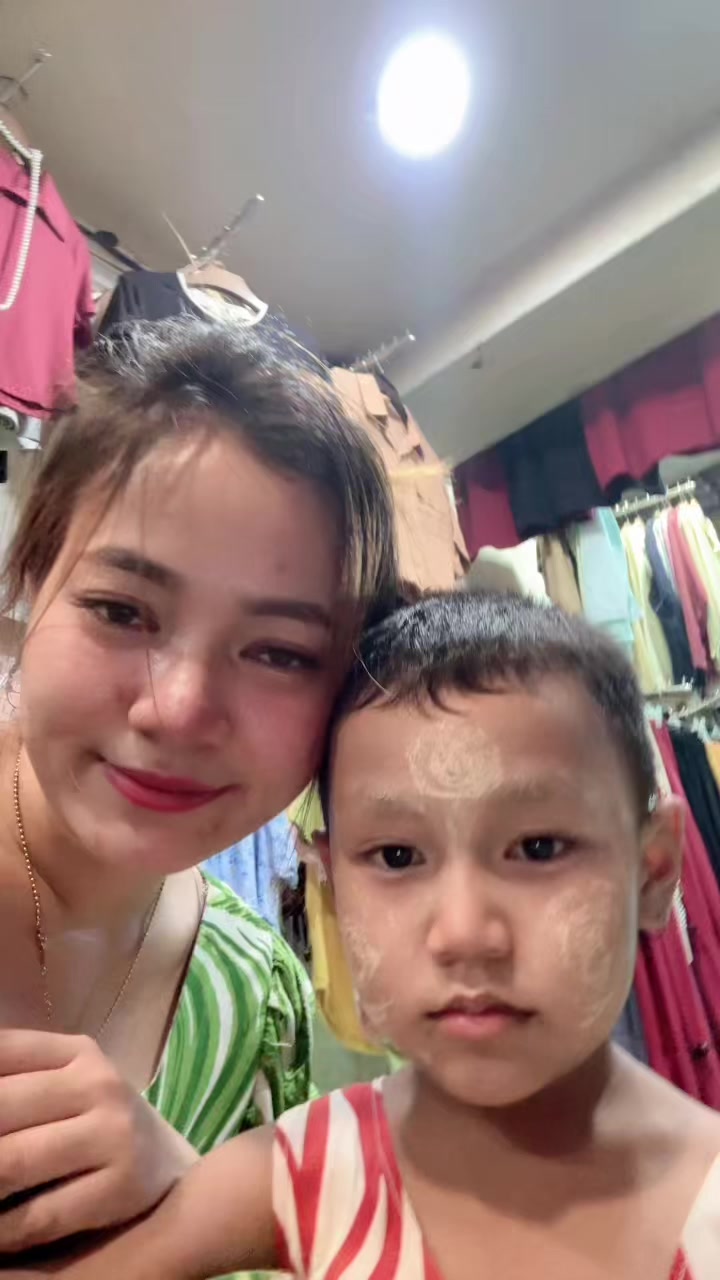 @S Khin Aye T99 အထည်ချုပ်စက်ရုံ