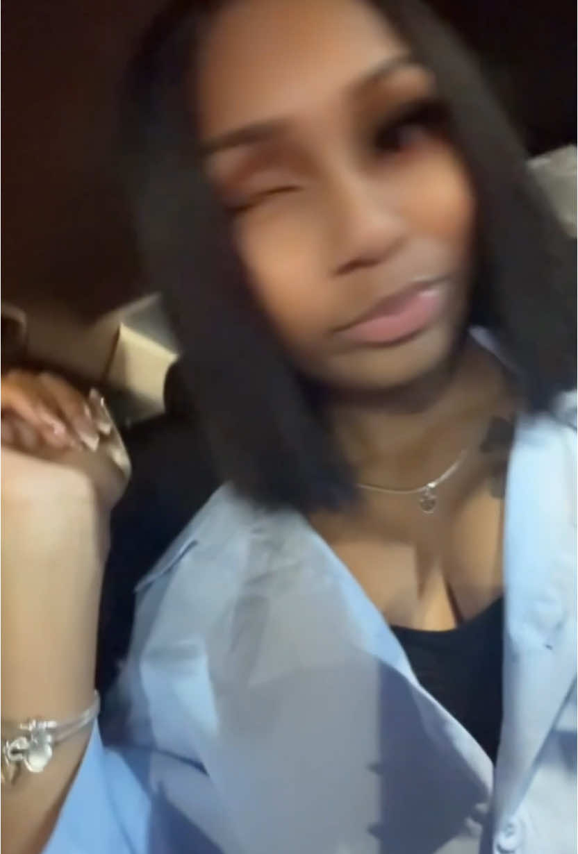@Tt