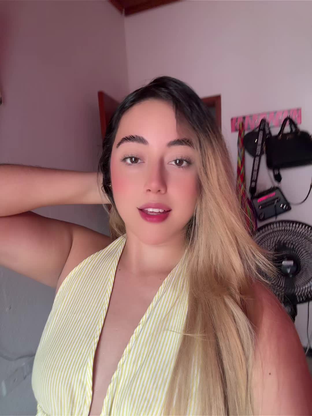 @𝓔🧸
