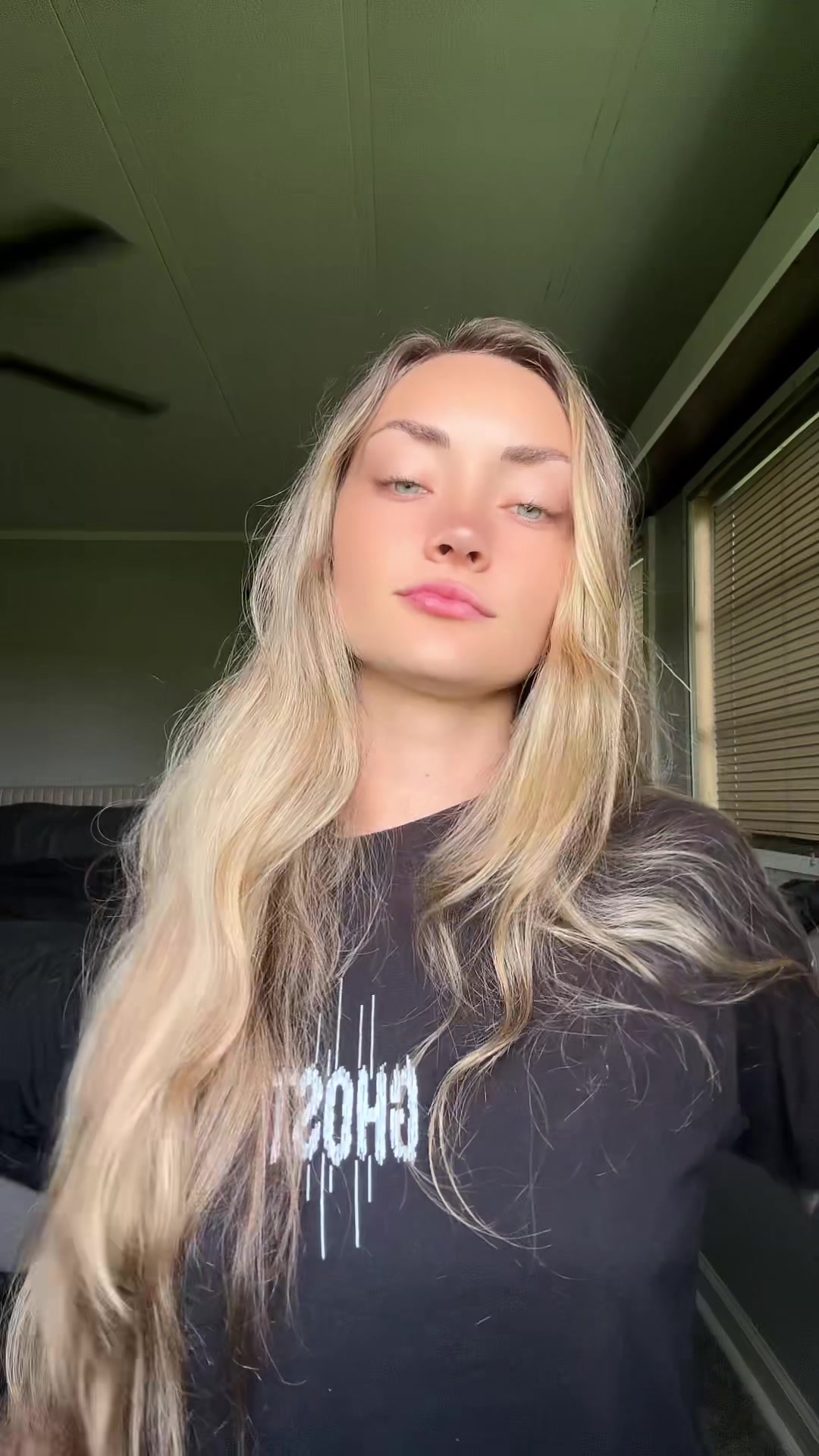 @shy.durb