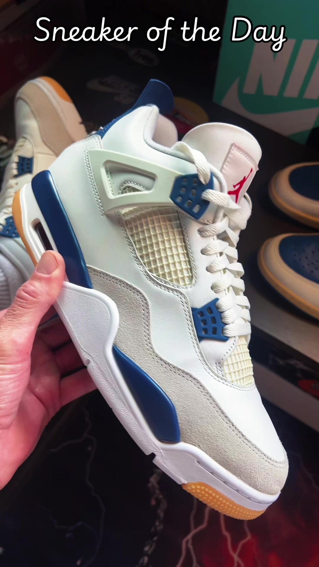 @E-Money 💶 ‘Fresh New Kicks’