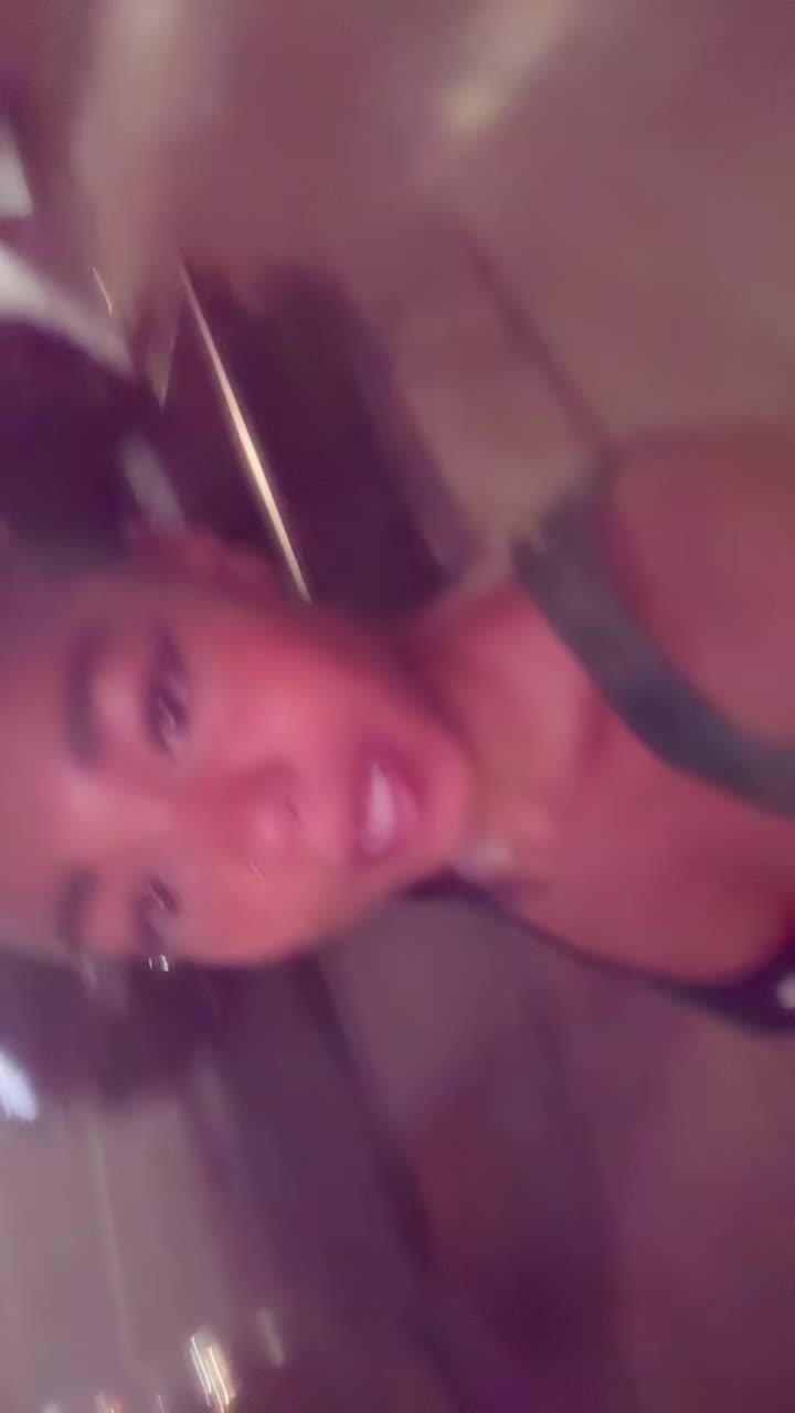 @PRETTY _GIRL_LOCA3๐๐ค