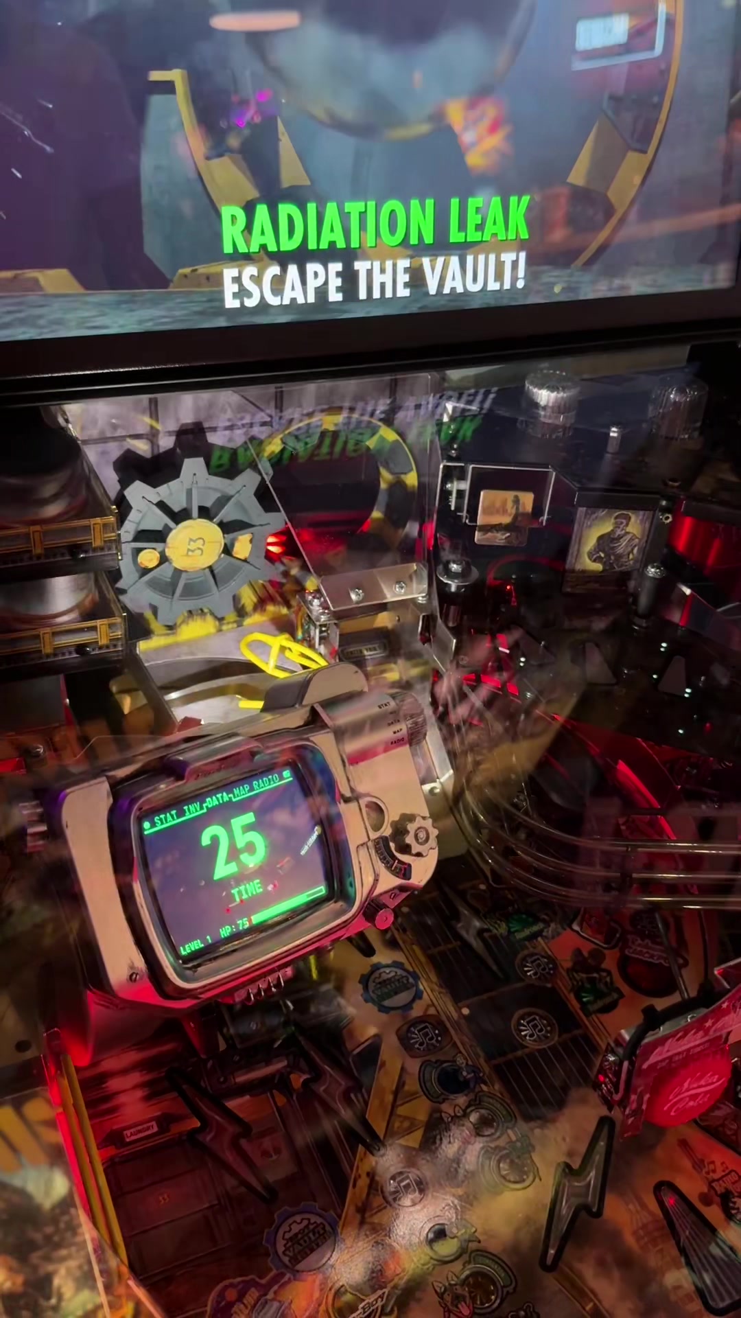 @Mel Plays Pinball