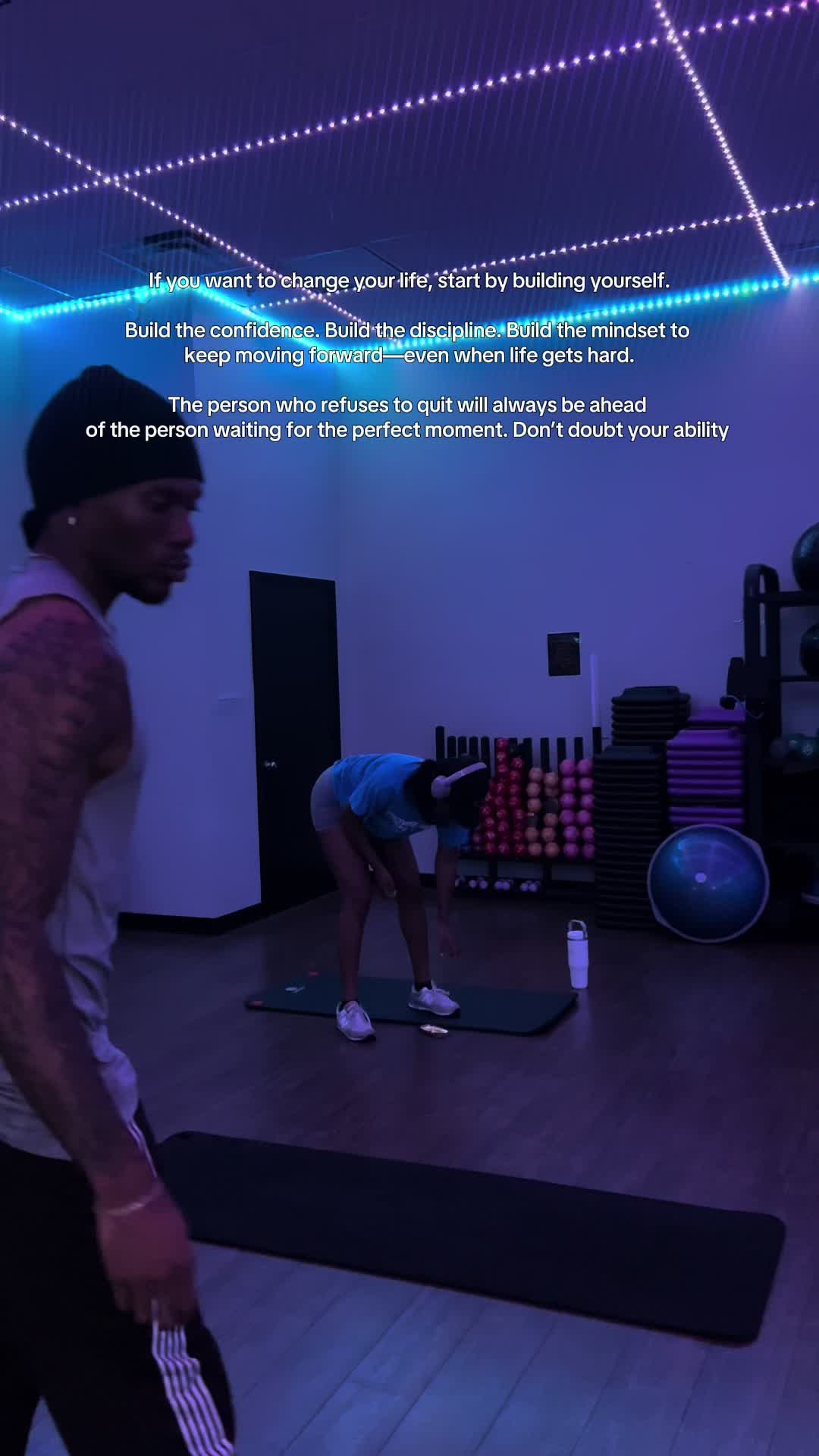 @Jayscrivv_