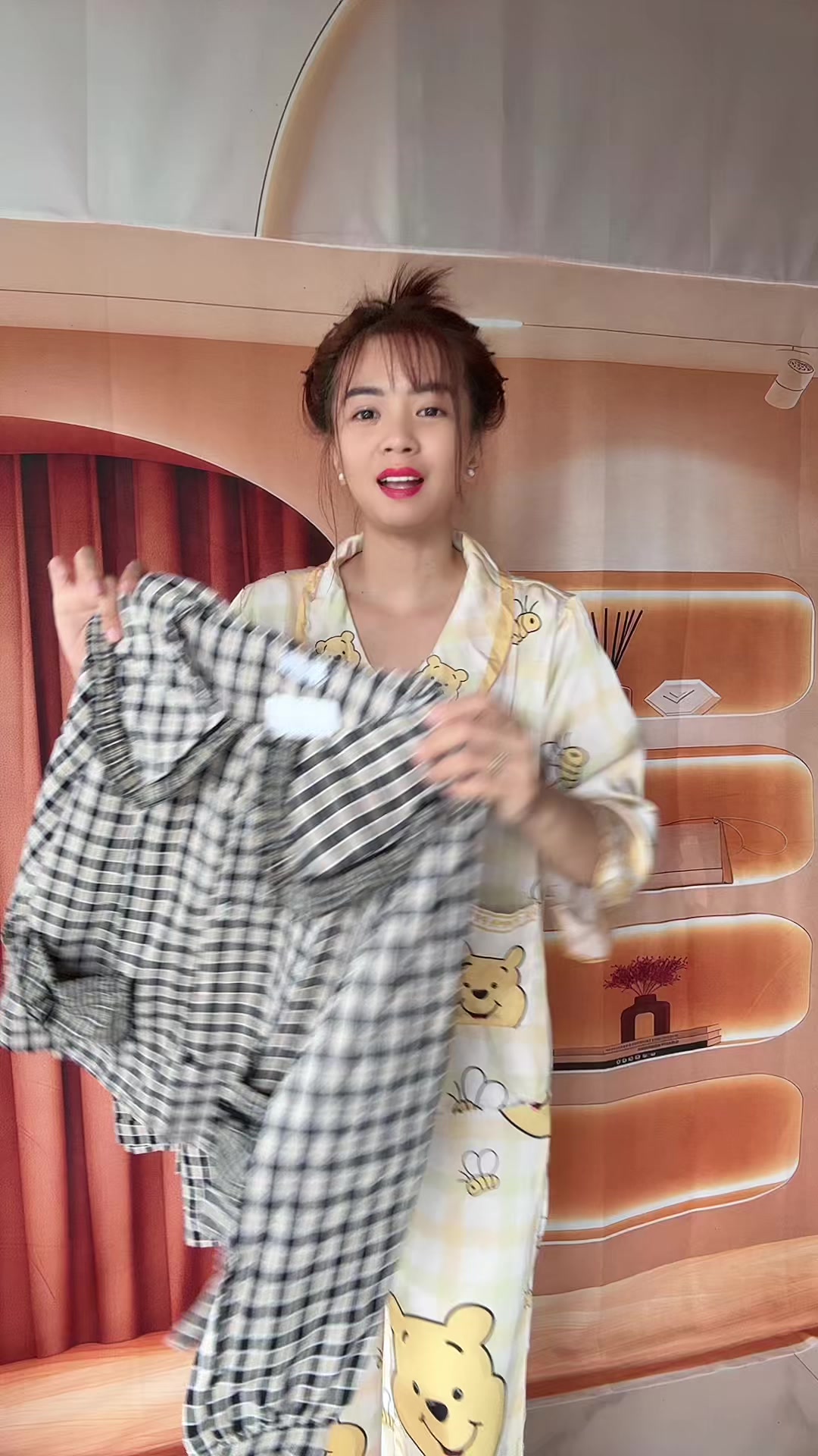 @Em Cẩm N&egrave;