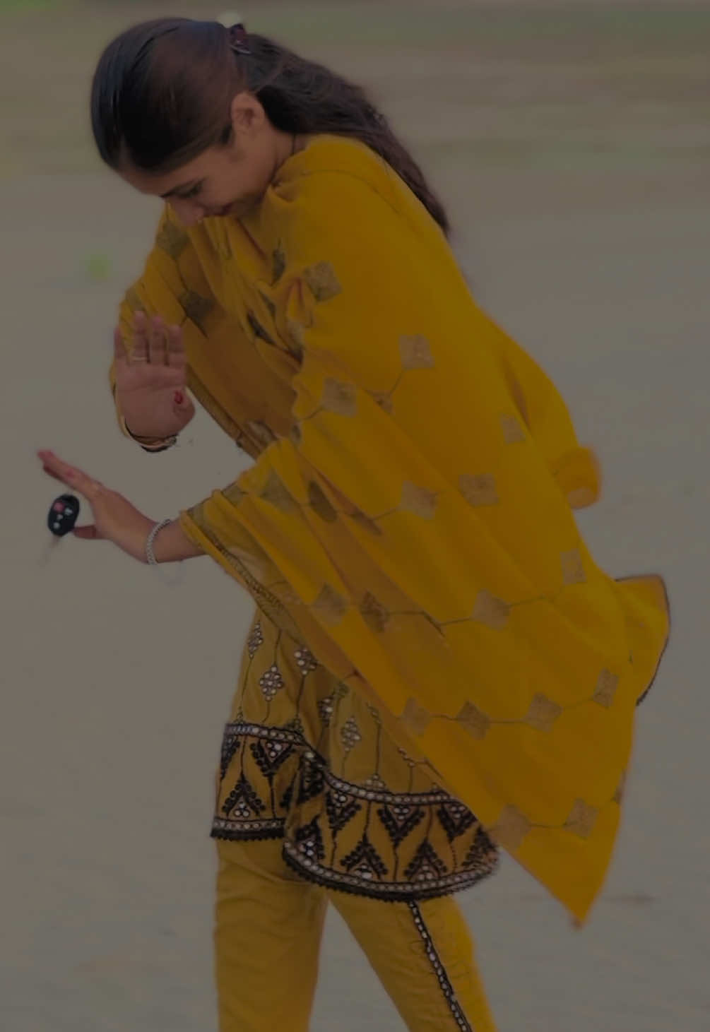 @Mahii_💔_Khan