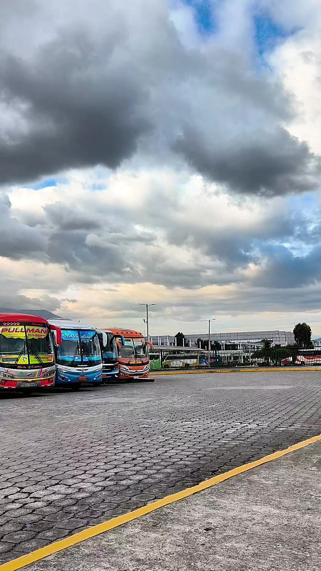 @BusTours
