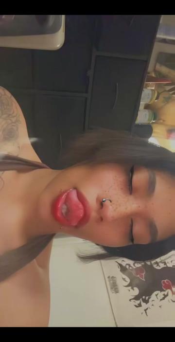 @Ghostqueen🖤🥰